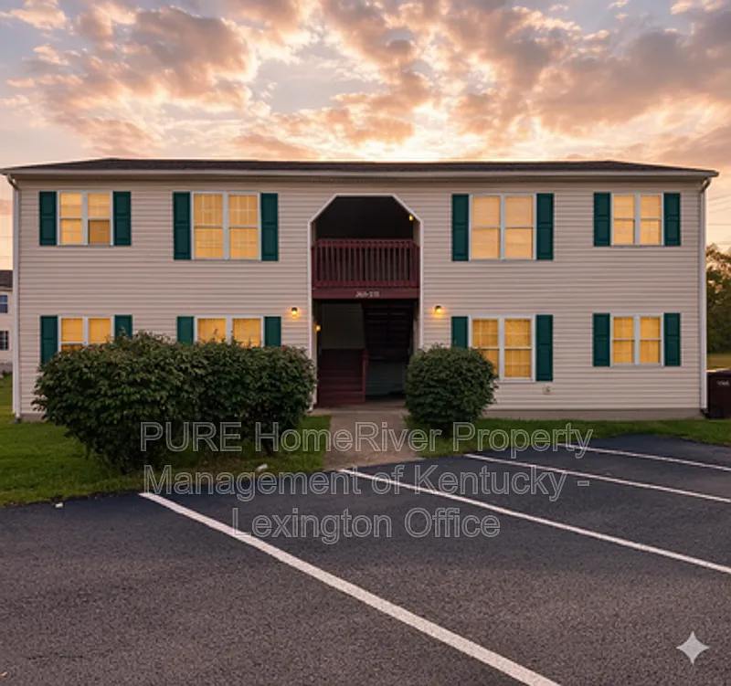 2 bed, 1.0 bath, 900 sqft, $935 — Photo 1