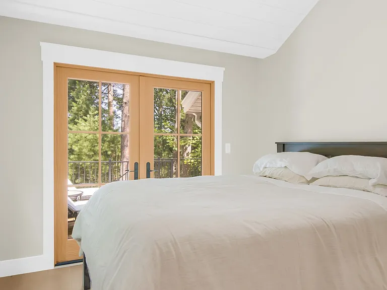 2174 Evergreen Ave — Photo 11