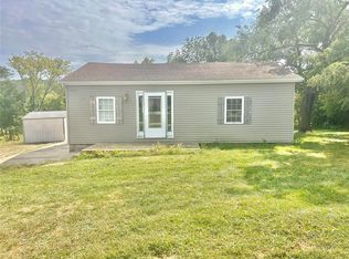 1556 Cave Hill Rd, Hermann, MO 65041