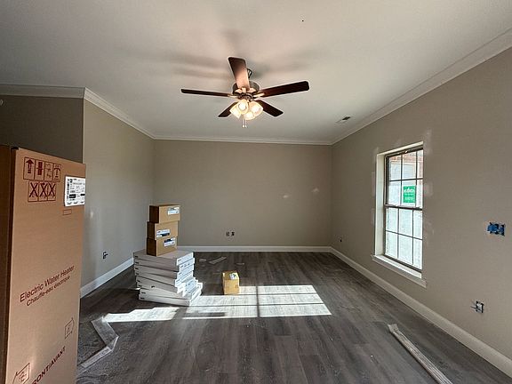 5th image of 179 Walnut Creek Dr #233