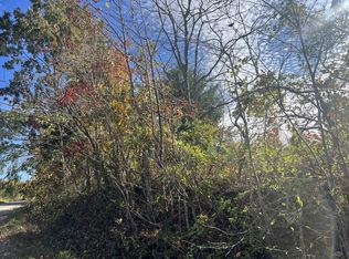 3 Clyde Webb Rd, Tennessee Ridge, TN 37178