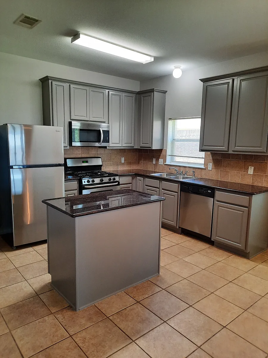 Building Photo - 20932 Mandrake Dr