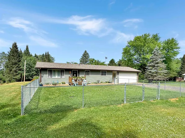 203 W 4th St, Caspian, MI 49915