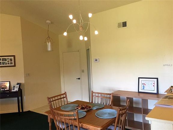 4th image of 108 Candlewood Ct