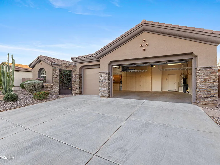 40806 N Lytham Ct — Photo 38
