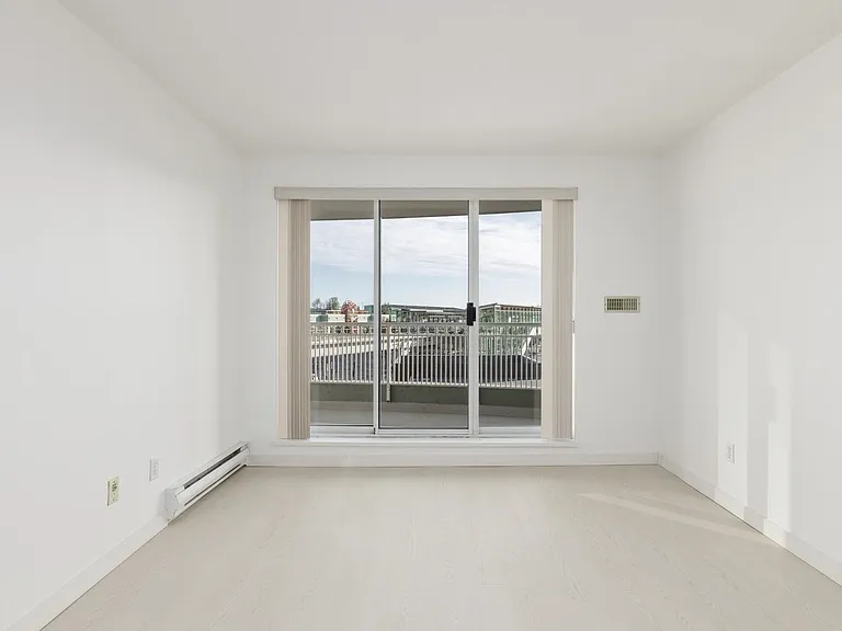 1180 Pinetree Way #305 — Photo 8
