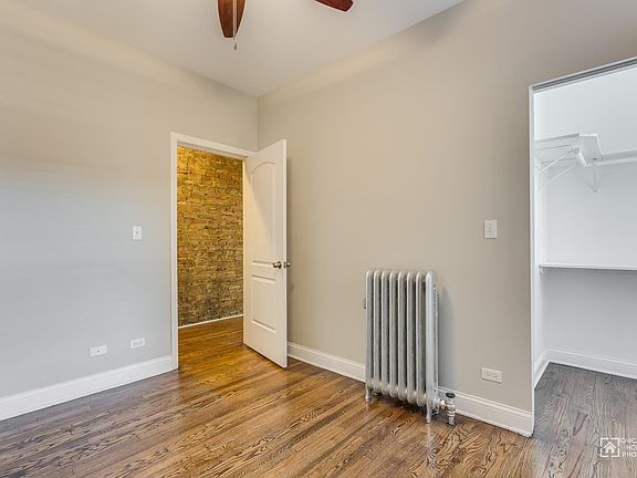 5th image of 4404 N Mozart St Unit 2