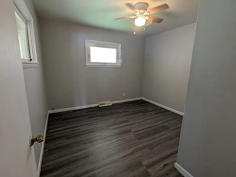 3317 Maple St — Photo 7