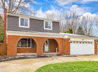 33330 Shagbark Dr, Chesterfield, MI