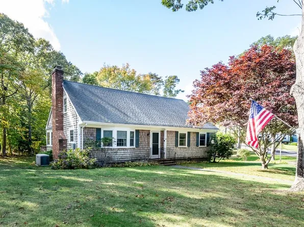 57 Indian Trail, Centerville, MA 02632