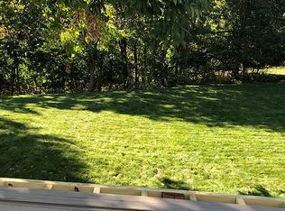 2323 Johnnycake Ridge Ct, Ballwin, MO 63011