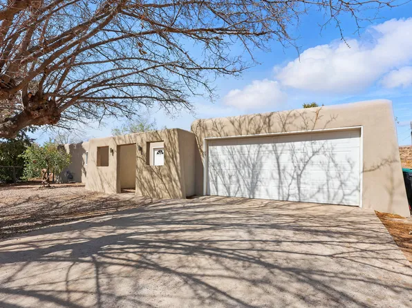 1308 Linda Ct NW, Corrales, NM 87048