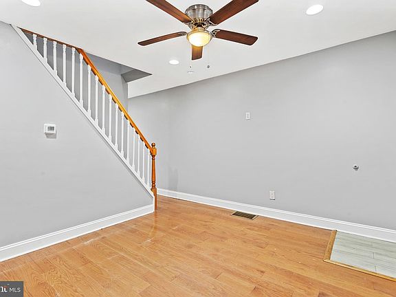 5th image of 2954 N Reese St
