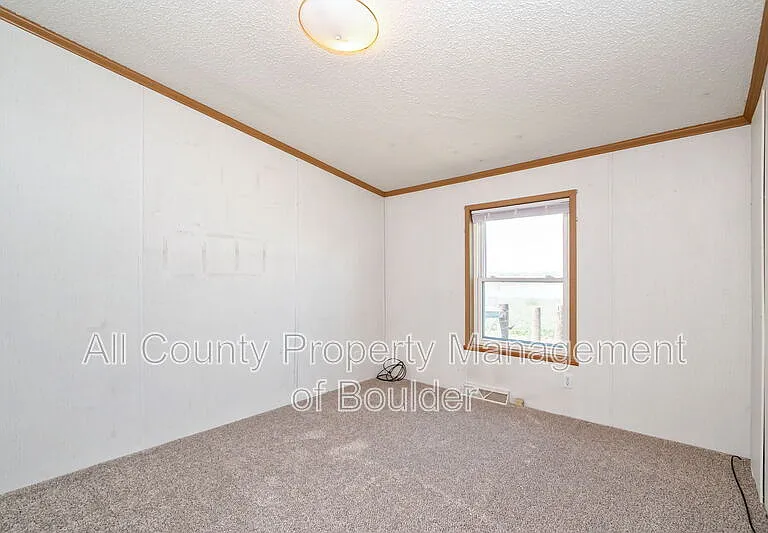 10503 Isabelle Rd — Photo 12