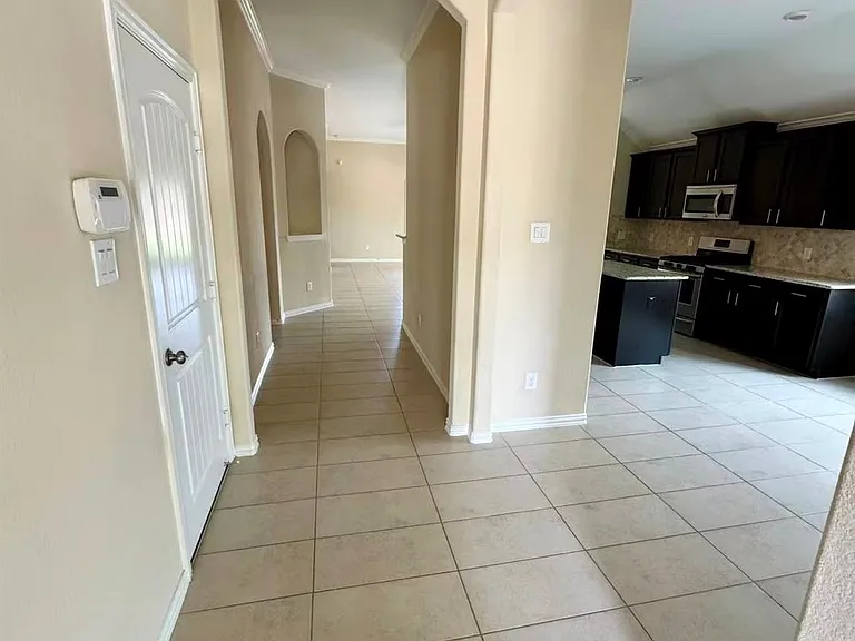 11015 Walts Run Ln — Photo 5
