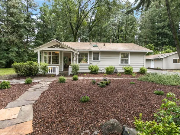 22542 Echo Dr, Los Gatos, CA 95033