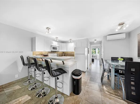 15610 NE 6th Ave APT 26C, Miami, FL 33162