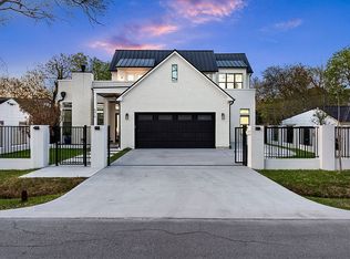 6610 Corbin St, Houston, TX 77055