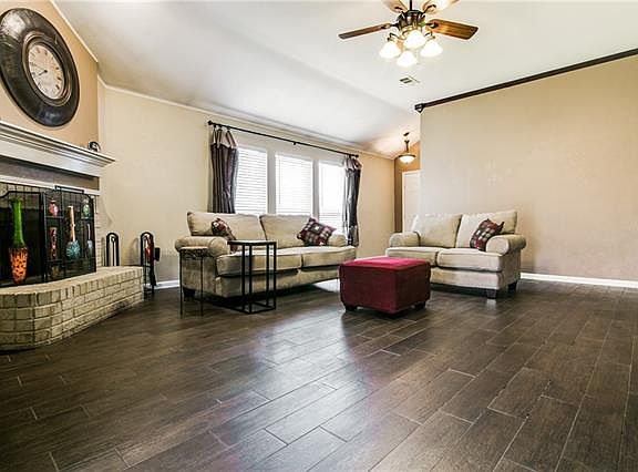 5th image of 425 Fireside Pl