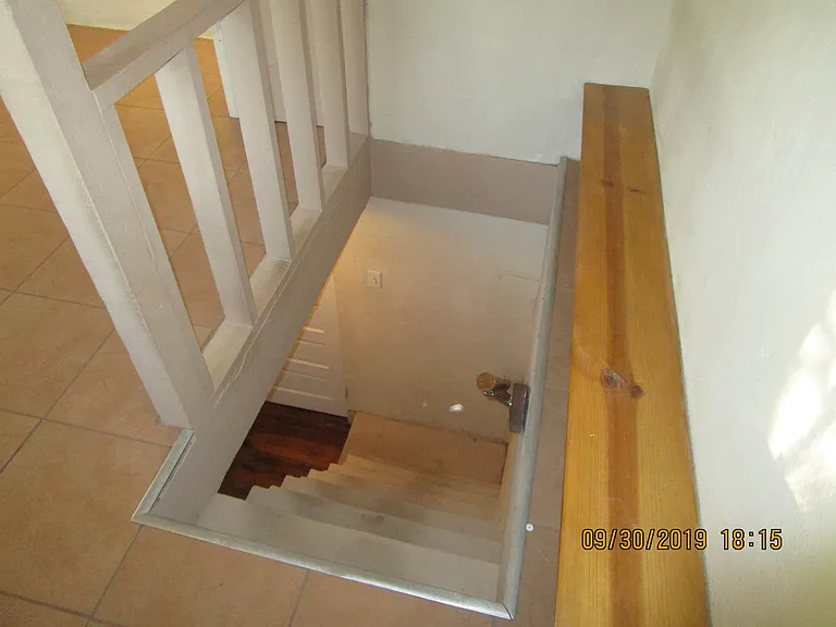 1217 Edith Blvd NE — Photo 6