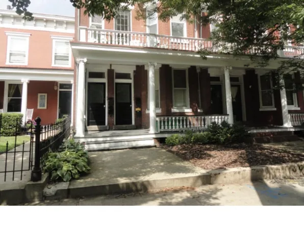 2712 E Broad St, Richmond, VA