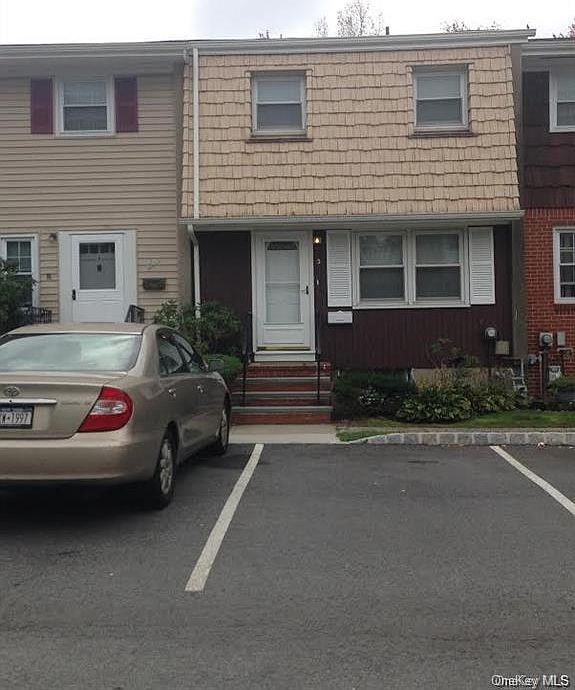 2nd image of 3 Alan Rd