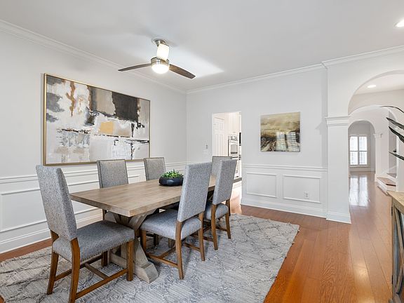 4th image of 1406 Burnside Dr