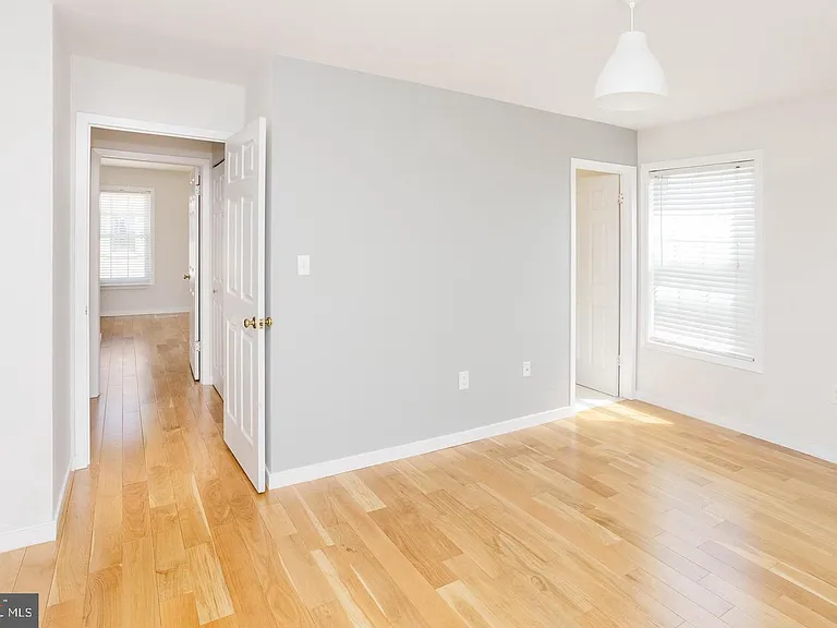 933 S Rolfe St #2 — Photo 15