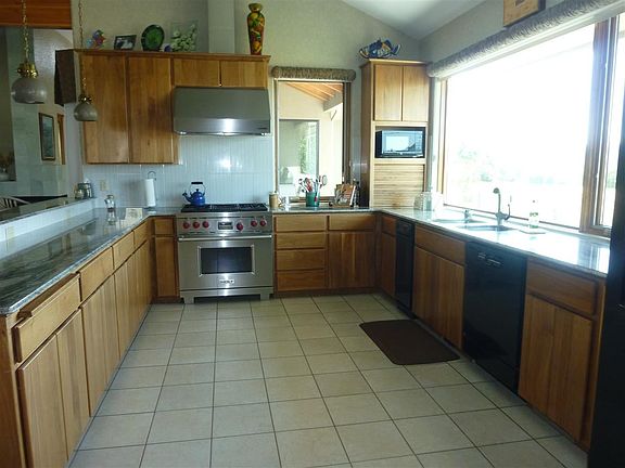 5th image of 8004 S West Terrace Dr