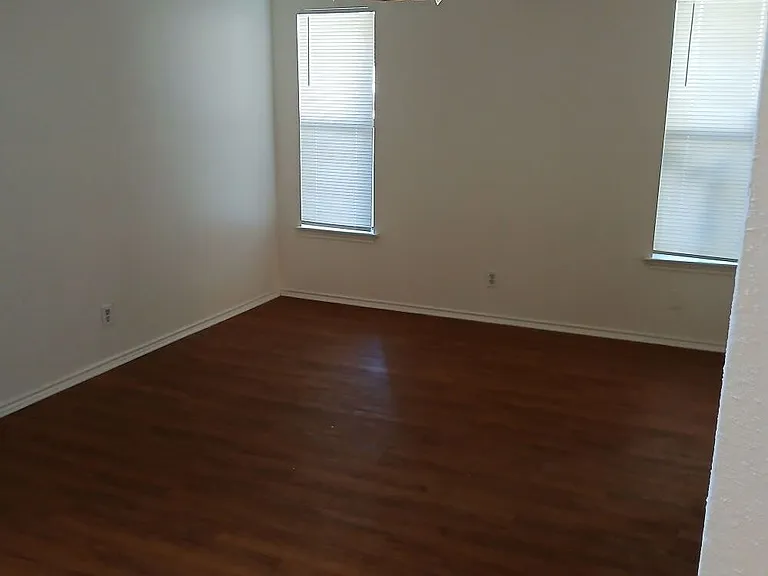 8005 Copper Trail Dr — Photo 16