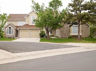 8121 S Peninsula Dr, Littleton, CO 80120