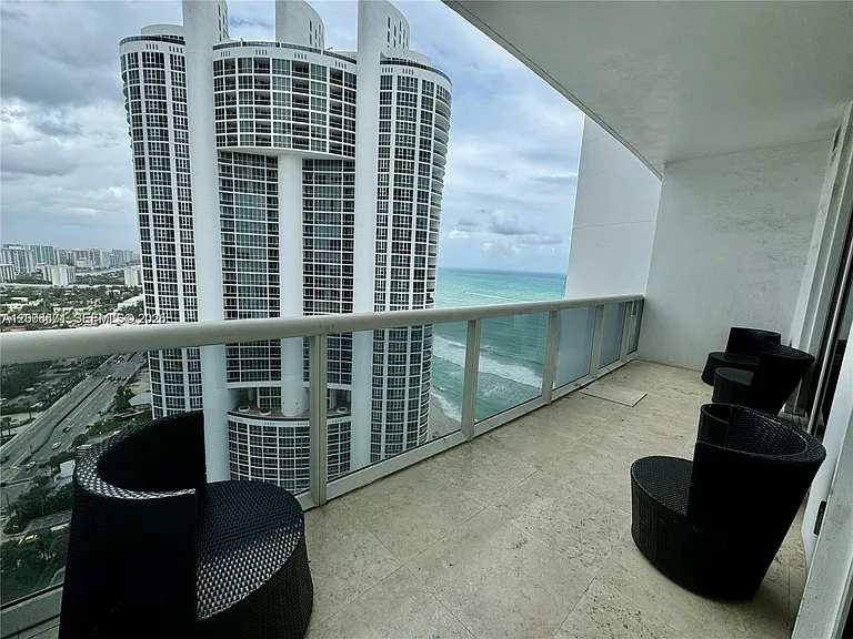 18101 Collins Ave #4302 — Photo 34