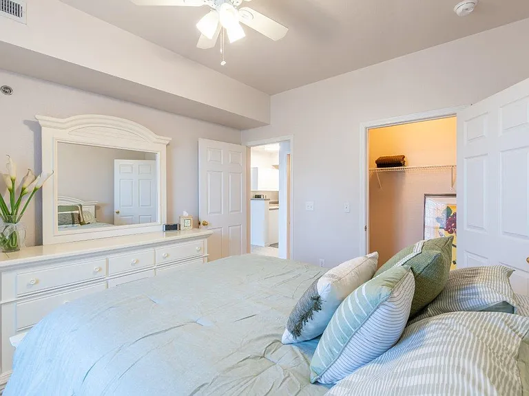 Canyon Court Apartments — Photo 11