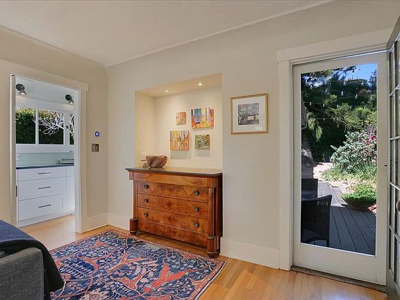5th image of 2510 Orella St