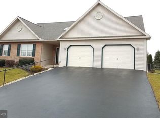 5 Illinois Ave, Reading, PA 19608