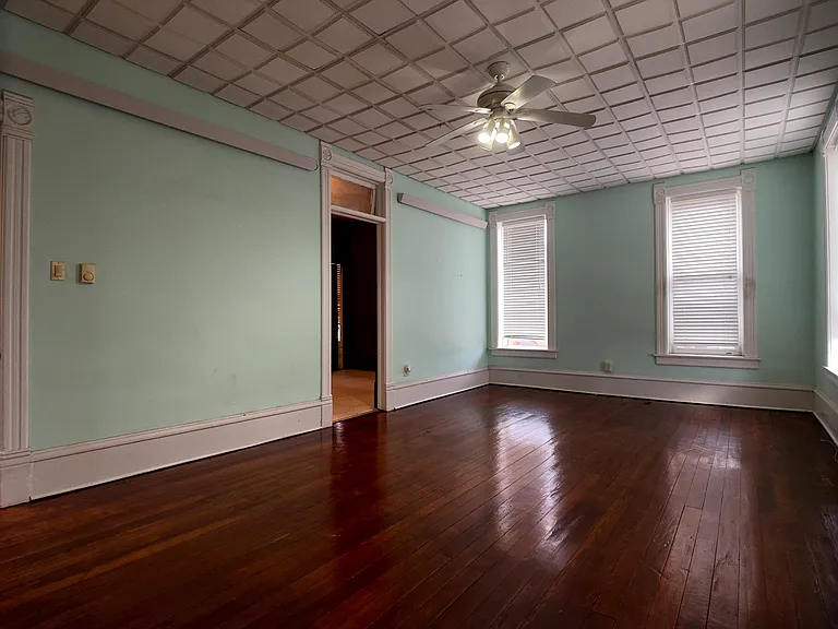 101 N Mill St — Photo 11