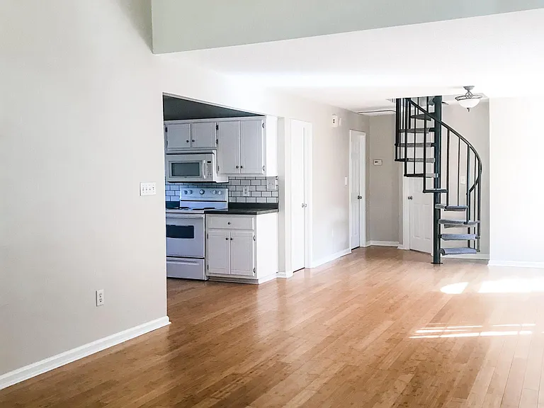 Open floor plan is great for entertaining