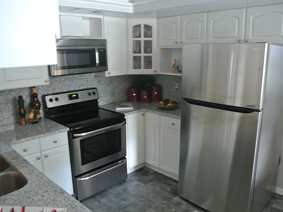 4th image of 389 Cypress Landing Dr