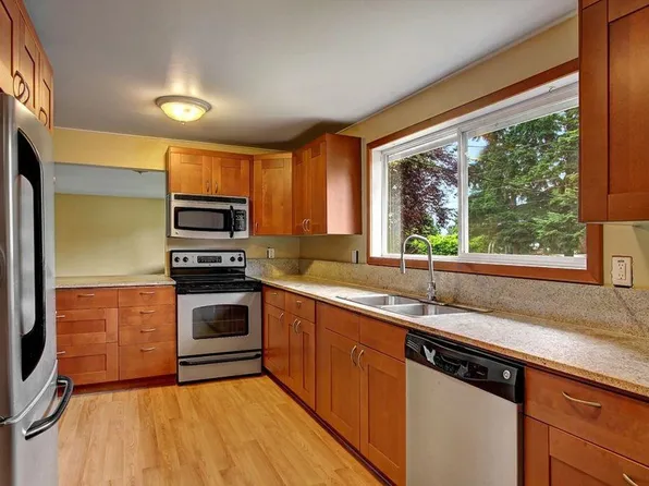 3969 154th Ave SE, Bellevue, WA 98006