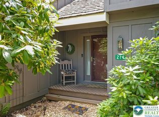 214 Snow Ridge Cir, Lake Harmony, PA 18624