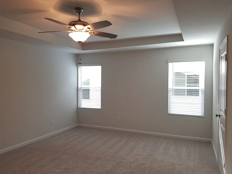 52 Wesley Way N — Photo 18