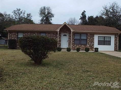1st image of 3060 Woodbury Cir