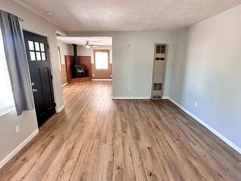 2120 La Veta Dr NE — Photo 11