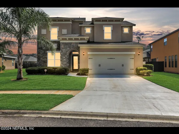 573 AMBER CREEK Drive, Jacksonville, FL 32218