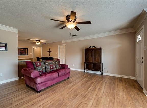 5th image of 4901 Colonial Park Dr
