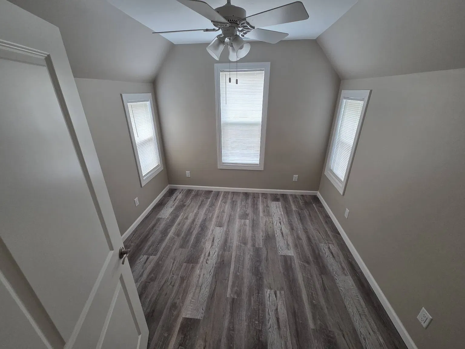 4 bed, 1500 sqft, $1,650 — Photo 3