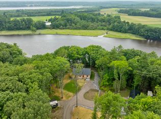 886 Middle Rd, Dresden, ME 04342