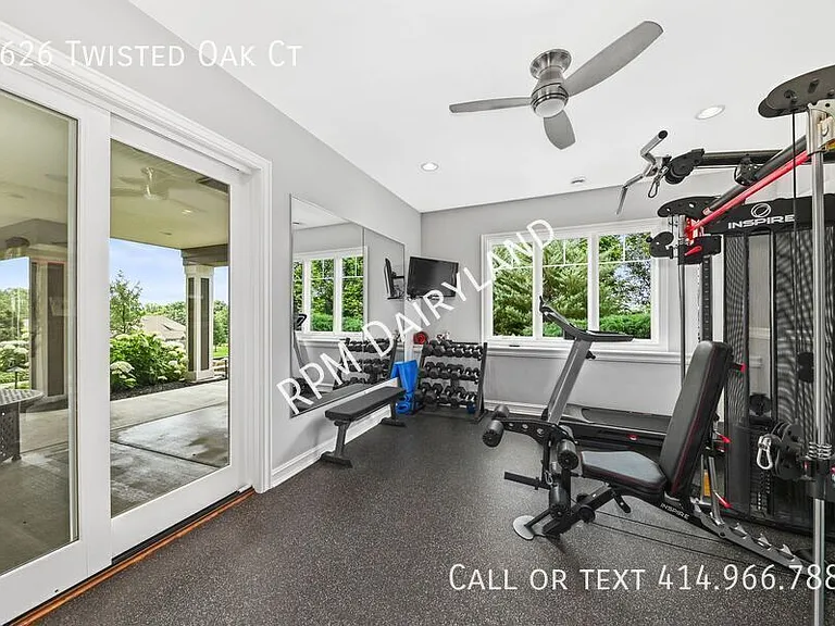 1626 Twisted Oak Ct — Photo 34