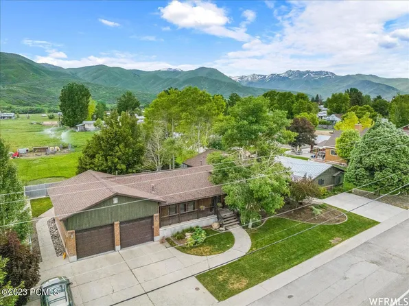 190 S Center St, Midway, UT 84049