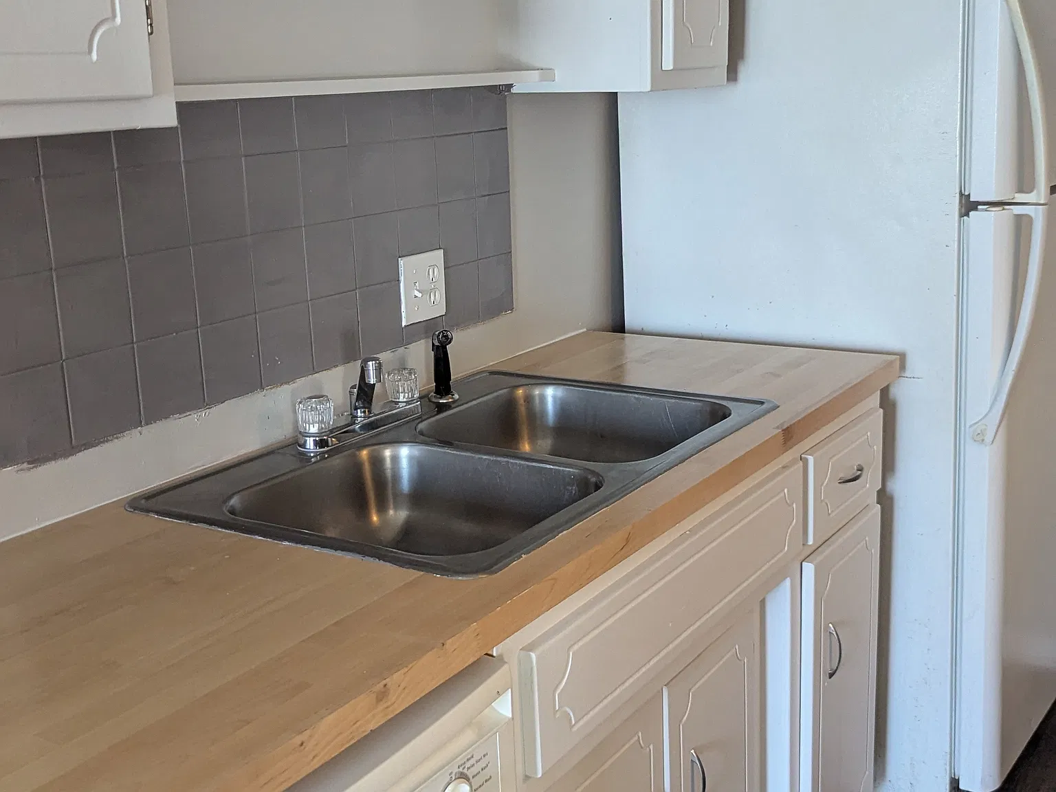 2 bed, 1080 sqft, $975 — Photo 2